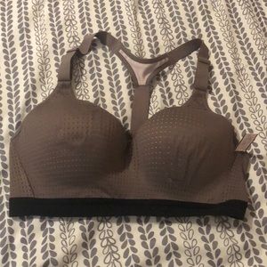 VS sports bra 34c